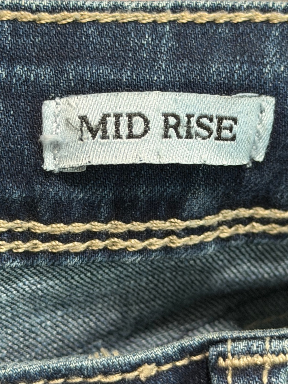YMI Jeans “Wanna Betta Butt” Mid Rise Dark Wash Bootcut Flare - Picture 7 of 14